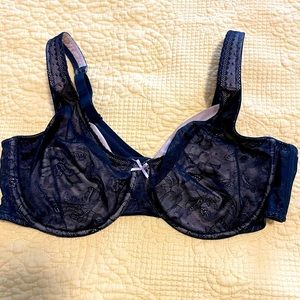 lace bra- no padding 40DD